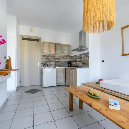 Kalimera Apartments Adelianos Kampos Buitenkant foto