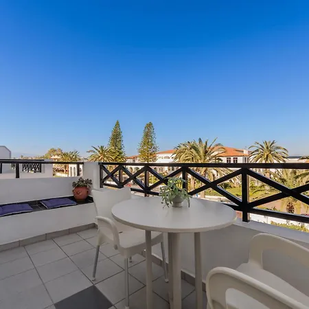 Kalimera Apartments Adelianos Kampos Buitenkant foto