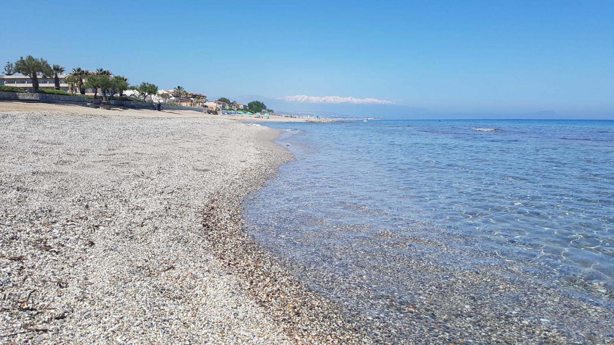 Daire Kalimera Adelianos Kampos